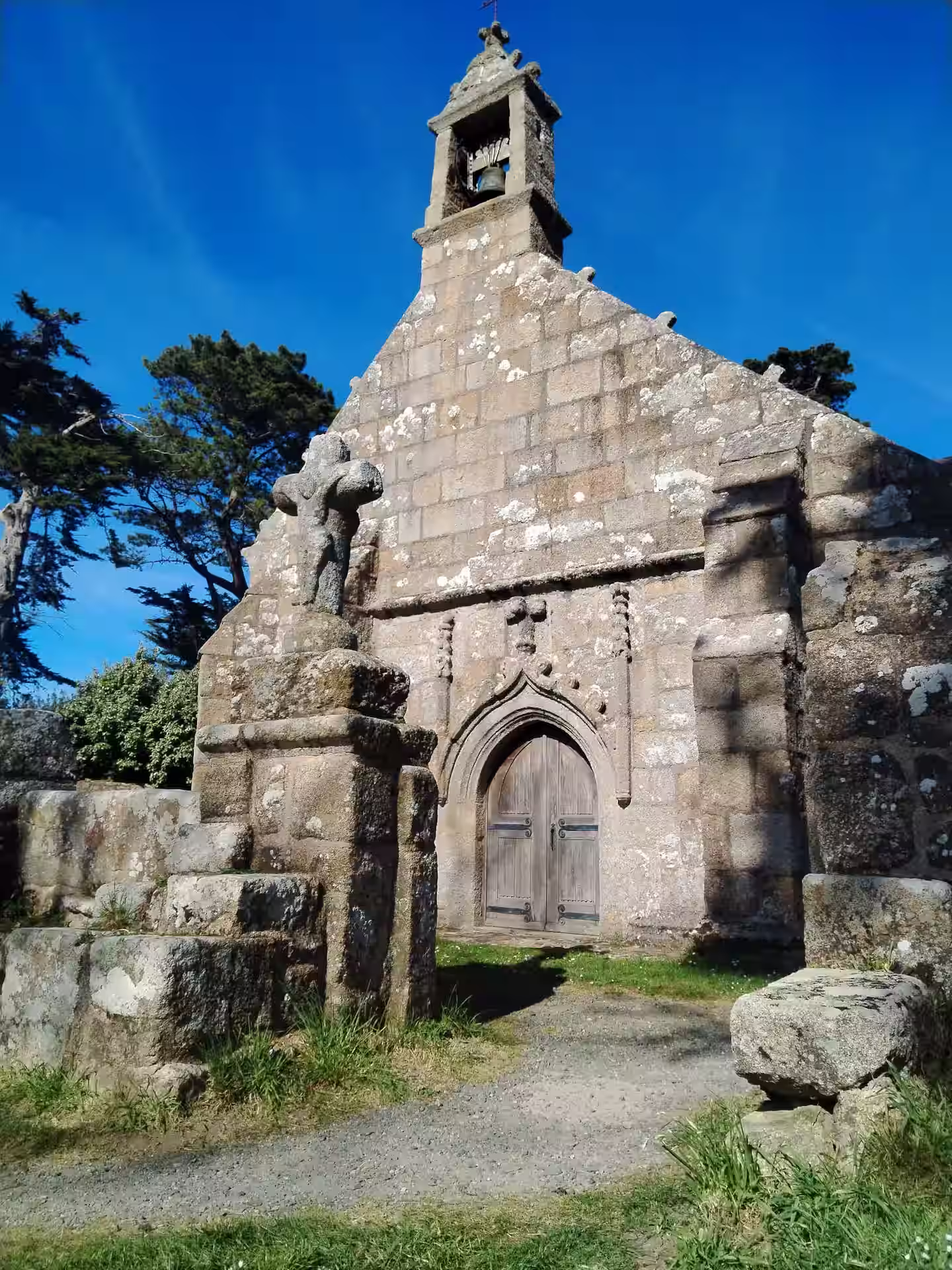 Chapelle en pierre bretonne